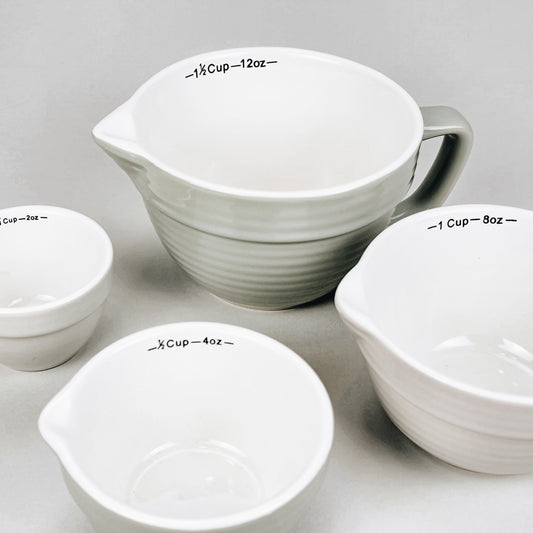 Batter Bowl Measuring Cups